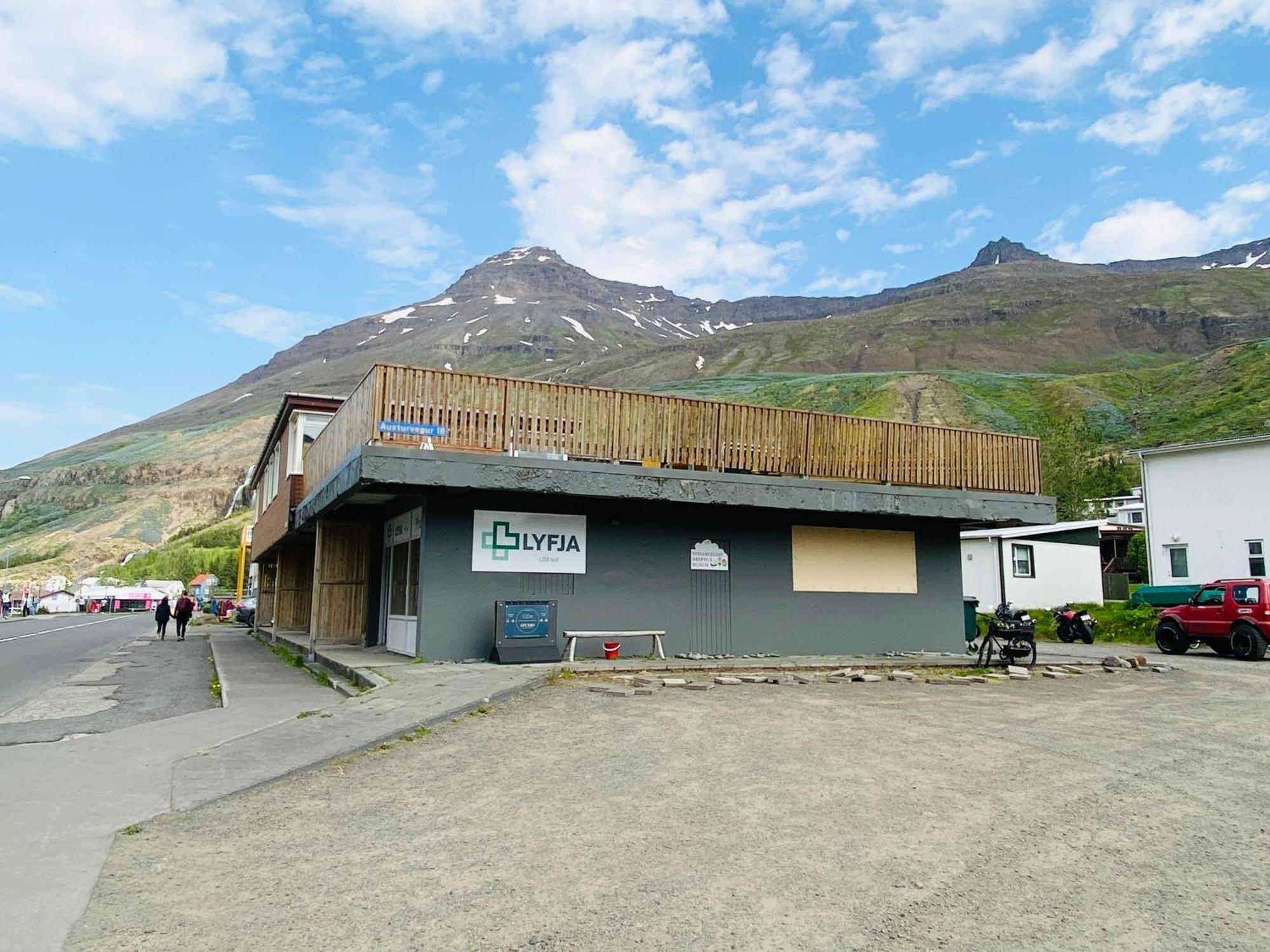 Studio Apartments Seyðisfjörður Zewnętrze zdjęcie